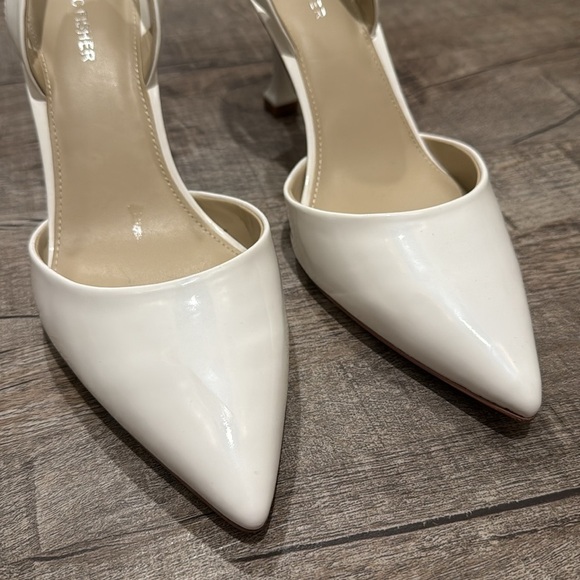 NWOB!! Marc Fisher - HADYA SLINGBACK PUMP - White - Size 11 - Picture 5 of 9